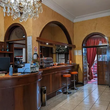 Montecarlo Hotel 3*