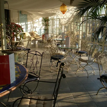 Hotel Montecarlo